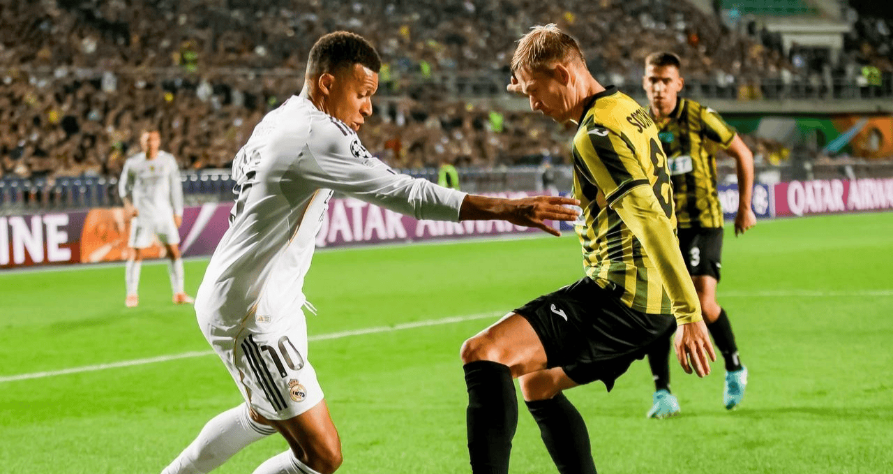 成都蓉城签下欧冠级后卫：欧冠16场，场均3.5次解围